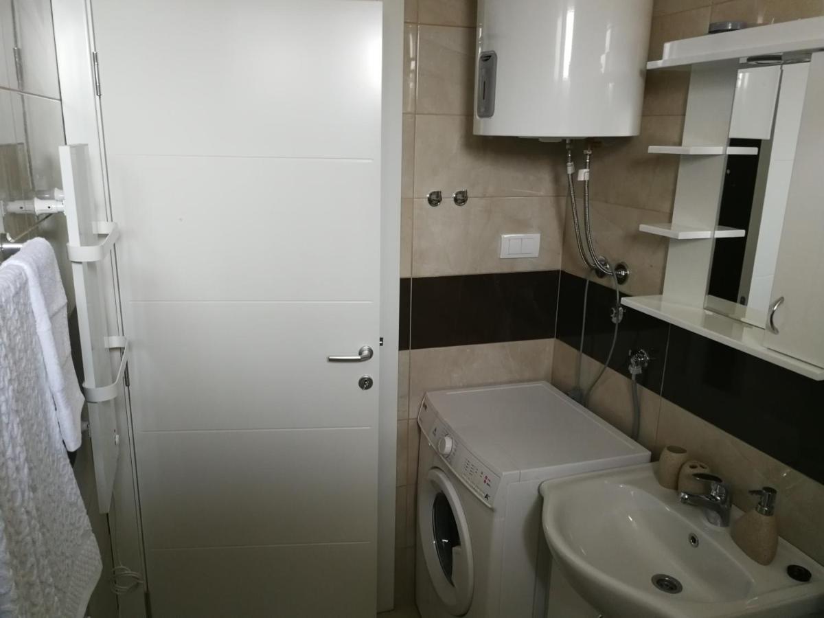 Danica Apartment Sremska Mitrovica Exterior photo